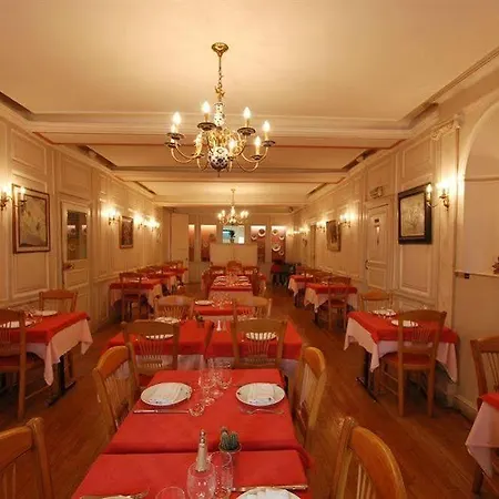 Logis Grand De L'europe Hotel Langres