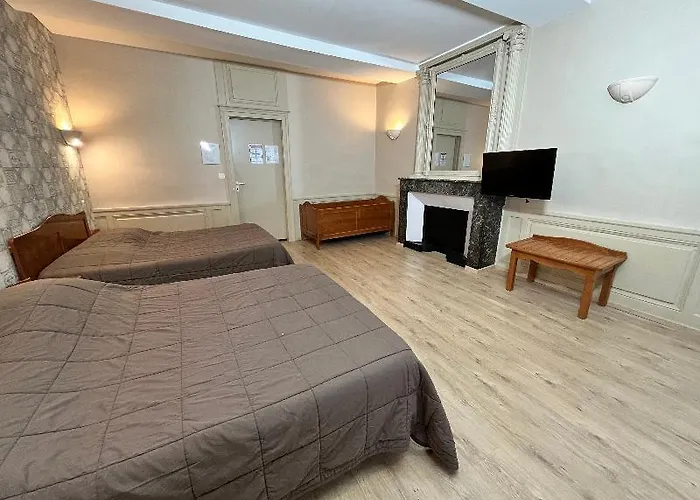 Hotel Logis Grand De L'europe Langres